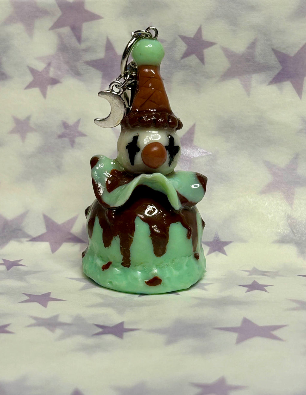 Mint Chocolate Chip Clown 🎈 Keychain